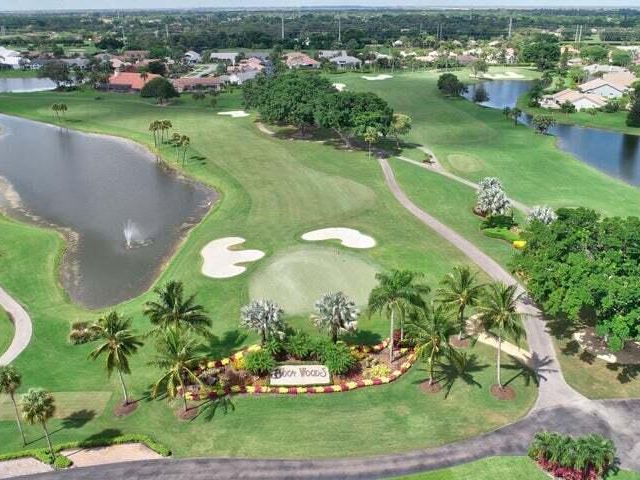 Дом в аренду по адресу 10391 Boca Woods Lane - фото 6365876