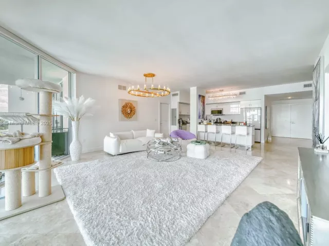 Продажа квартиры #2-1103 - фото 6368902