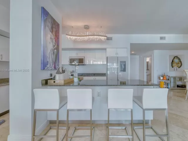 Продажа квартиры #2-1103 - фото 6368905