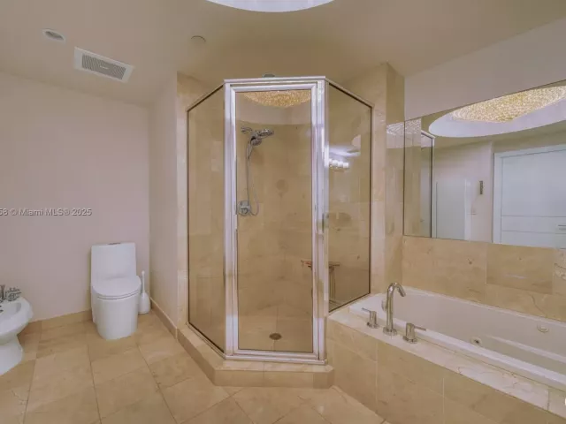 Продажа квартиры #2-1103 - фото 6368890