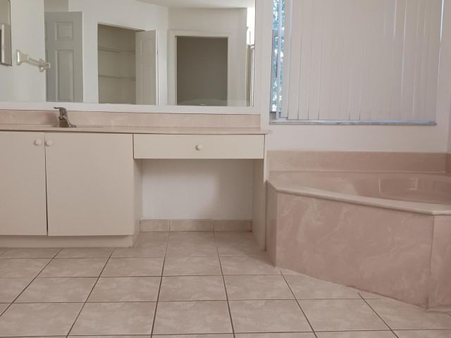 Дом в аренду по адресу 738 Perdido Heights - фото 6374276