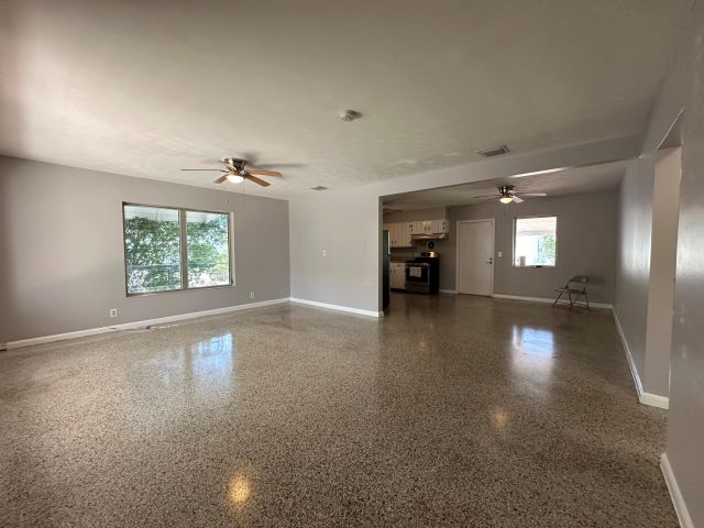 Дом в аренду по адресу 415 49th Street - фото 6592604