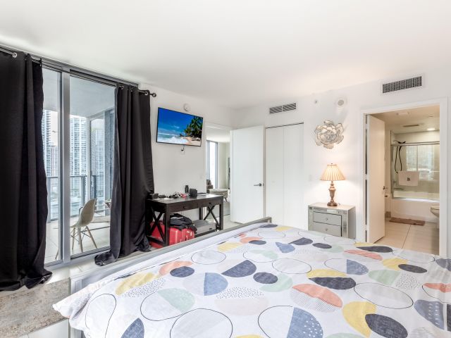 Продажа квартиры #2601 - фото 6369306