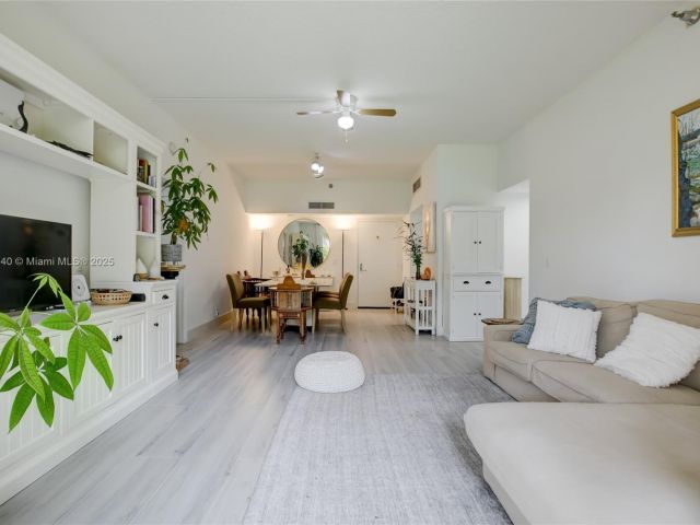 Продажа квартиры #114 - фото 7440785