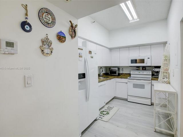 Продажа квартиры #114 - фото 7440790