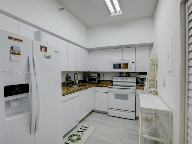 Продажа квартиры #114 - фото 7440791