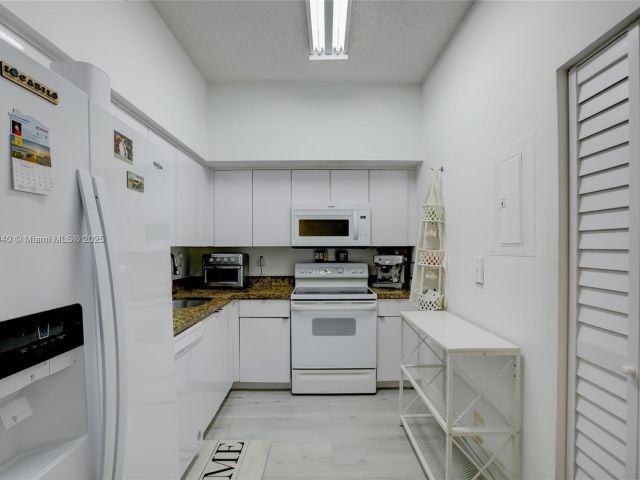 Продажа квартиры #114 - фото 7440793