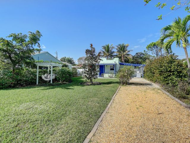 Дом в аренду по адресу 212 SW 1st Avenue - фото 6425844