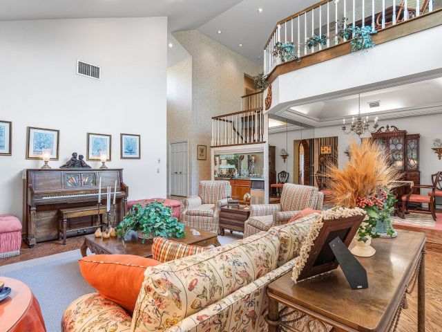 Продажа дома по адресу 4838 Charlton Way - фото 6373984