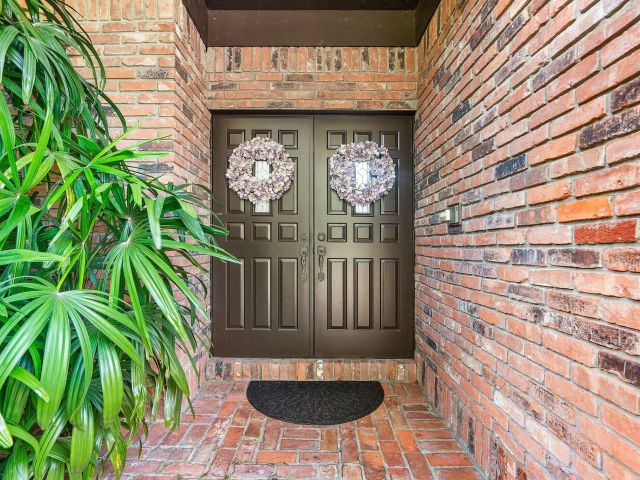 Продажа дома по адресу 4838 Charlton Way - фото 6373991