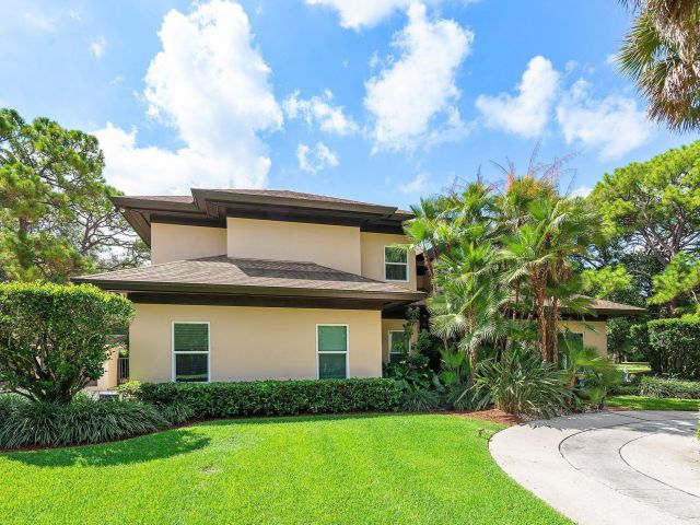 Продажа дома по адресу 4838 Charlton Way - фото 6373993