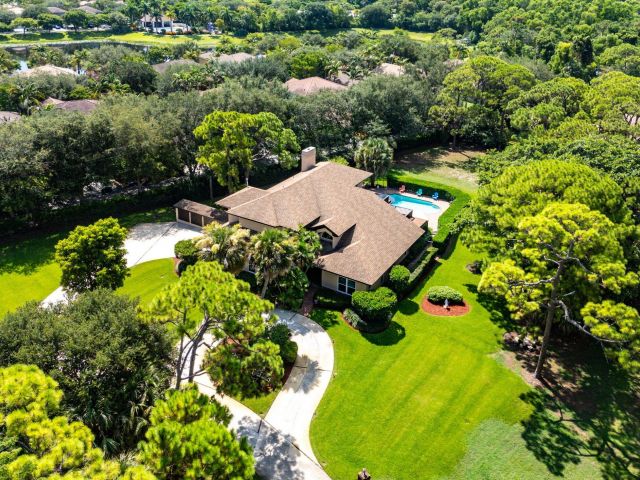 Продажа дома по адресу 4838 Charlton Way - фото 6373997