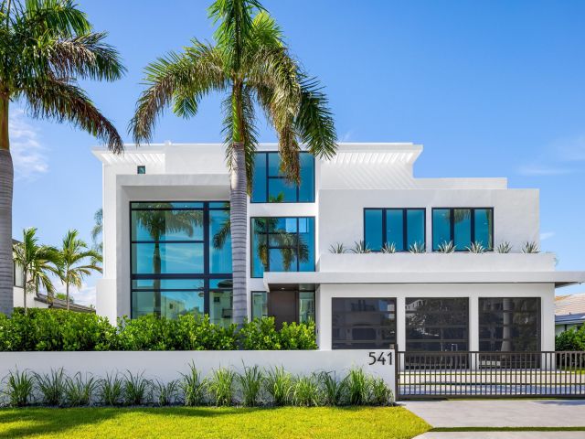 Продажа дома по адресу 541 Golden Harbour Drive - фото 6413585