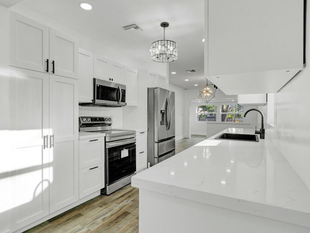 Продажа дома по адресу 11 NW 117th Street - фото 6378735