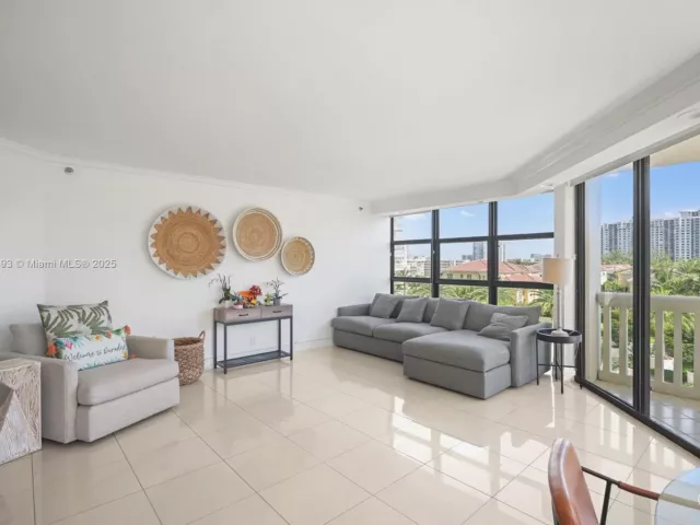 Продажа квартиры #504 - фото 6400770