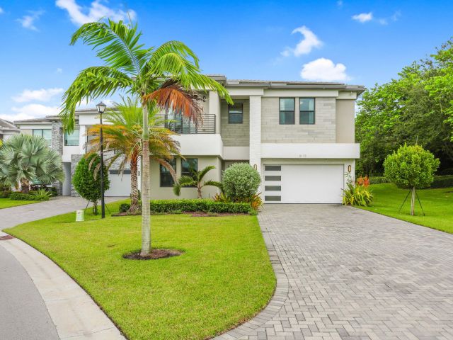 Продажа дома по адресу 8115 Laurel Falls Drive - фото 6445608