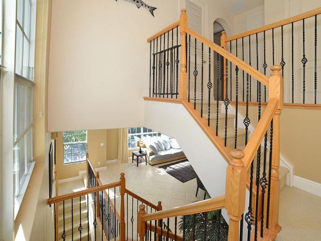 Дом в аренду по адресу 5510 NE Trieste Terrace - фото 6378232