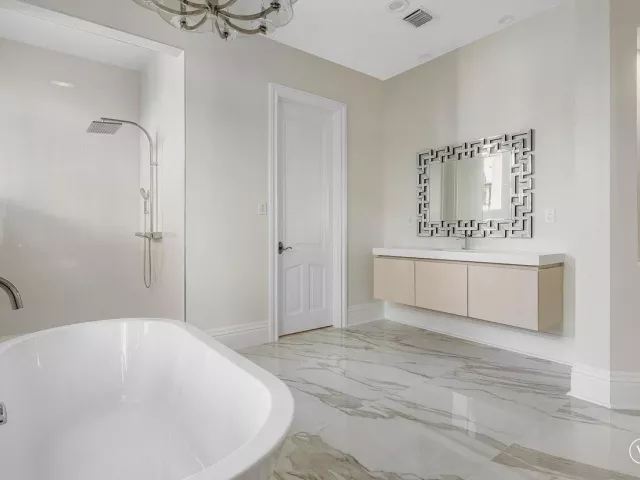 Продажа дома по адресу 549 NE 19th Avenue C - фото 8966722