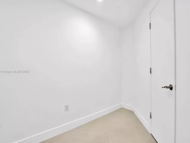 Квартира в аренду номер1-1212 - фото 6380967