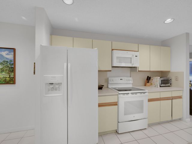 Дом в аренду по адресу 17094 Boca Club Boulevard 4 - фото 6391623