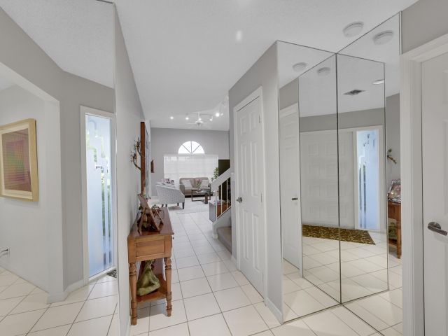 Дом в аренду по адресу 17094 Boca Club Boulevard 4 - фото 6391627