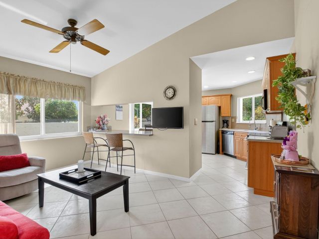 Продажа дома по адресу 6290 Sweet Maple Lane - фото 6391512