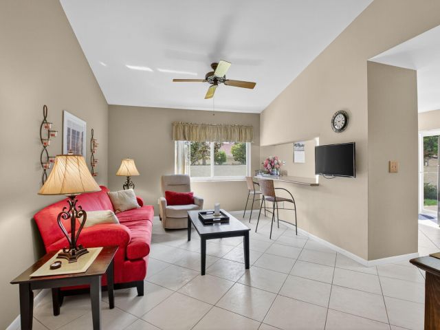 Продажа дома по адресу 6290 Sweet Maple Lane - фото 6391513