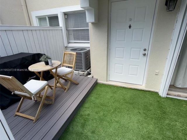 Дом в аренду по адресу 4530 SW 68th Ct Cir 35-6 - фото 7491639