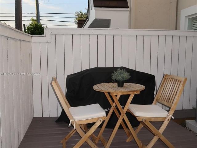 Дом в аренду по адресу 4530 SW 68th Ct Cir 35-6 - фото 7491640