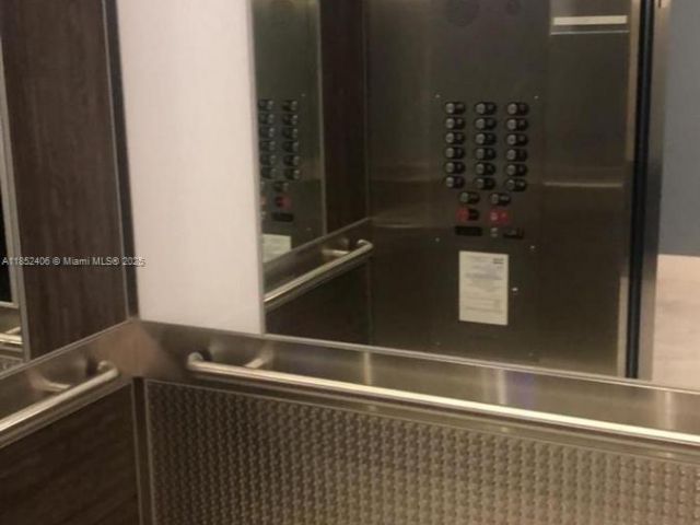 Продажа квартиры #1406-S - фото 6383513