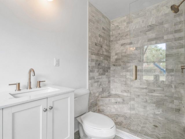 Продажа дома по адресу 319 Buckingham Road - фото 6506719