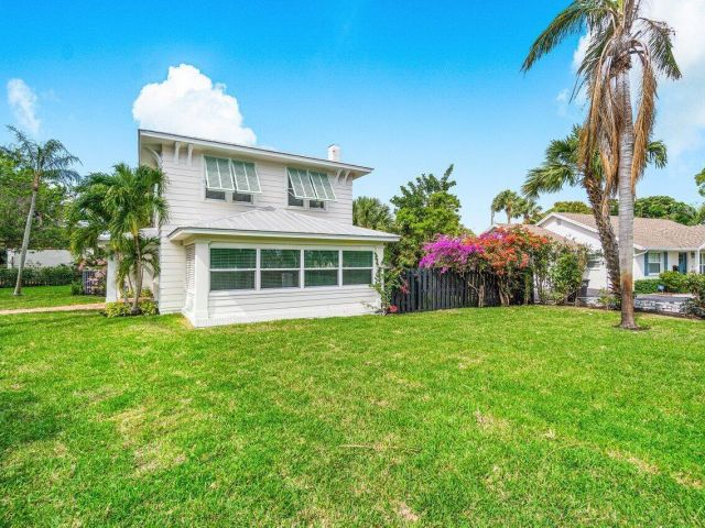 Продажа дома по адресу 319 Buckingham Road - фото 6506727