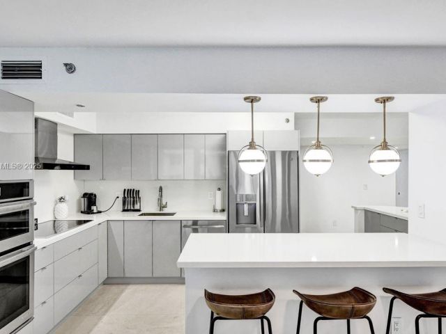 Продажа квартиры #1605 - фото 6415703