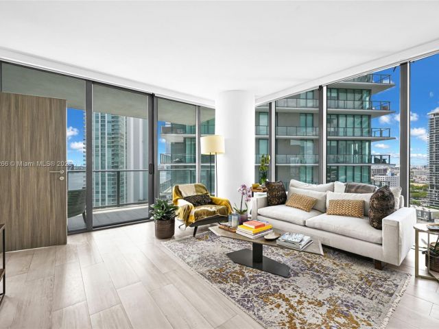 Продажа квартиры #2201 - фото 6385425