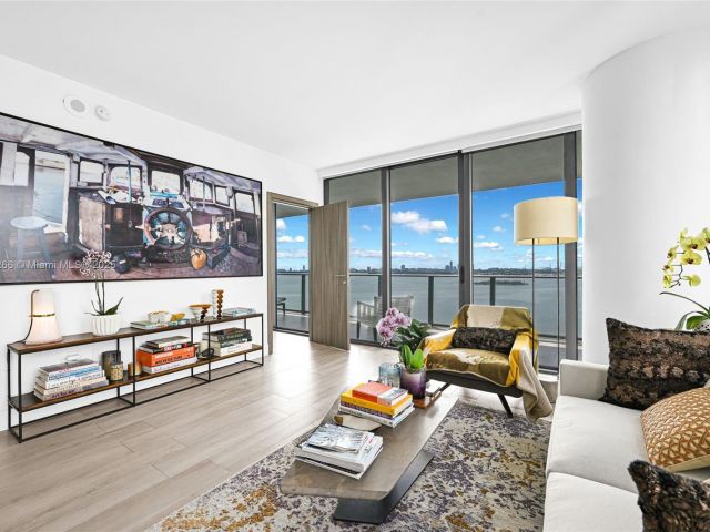 Продажа квартиры #2201 - фото 6385426