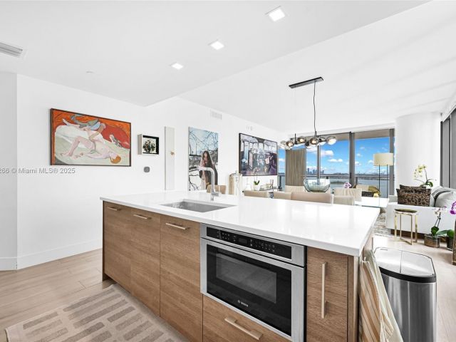 Продажа квартиры #2201 - фото 6385428