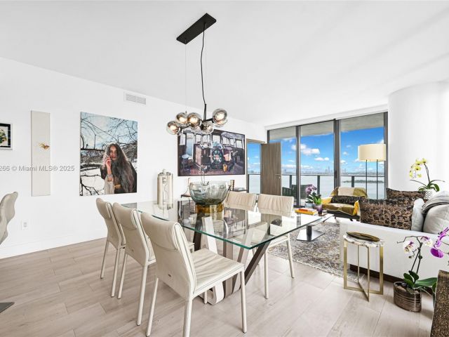 Продажа квартиры #2201 - фото 6385429