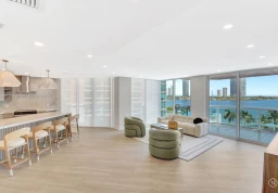 Квартира #812