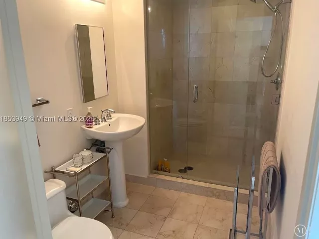 Квартира в аренду номер3404 - фото 9076523