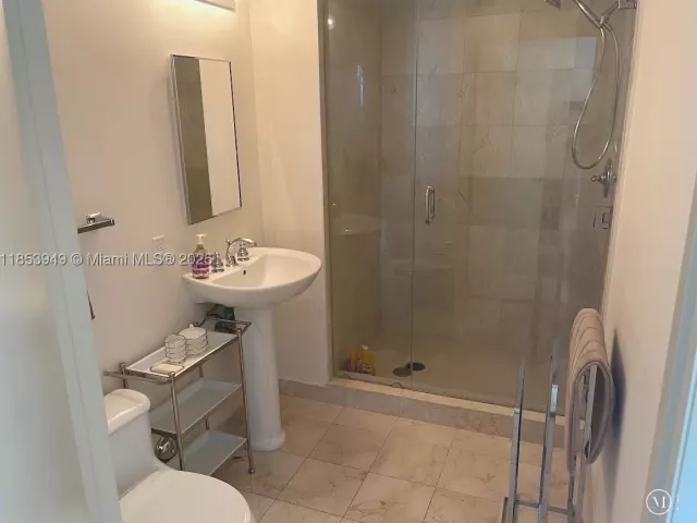 Квартира в аренду номер3404 - фото 9076540
