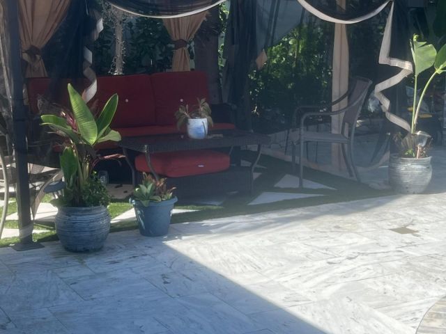 Дом в аренду по адресу 1320 SE 2nd Terrace - фото 6385529