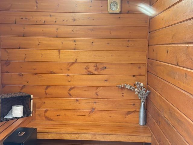 Дом в аренду по адресу 1320 SE 2nd Terrace - фото 6385532