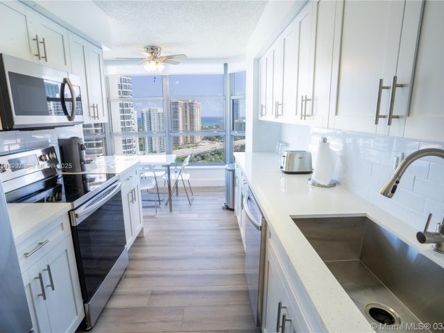 Продажа квартиры #2509 - фото 6386116