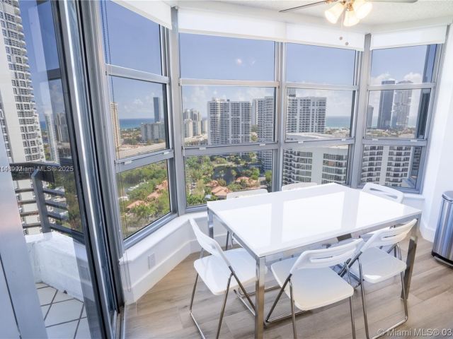 Продажа квартиры #2509 - фото 6386119