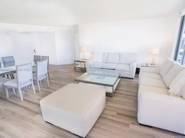 Продажа квартиры #2509 - фото 6386123