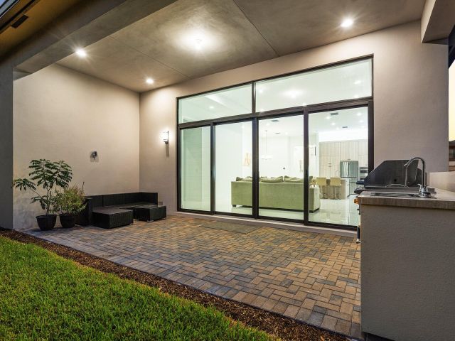 Продажа дома по адресу 8330 Essex Country Club Drive - фото 6437272