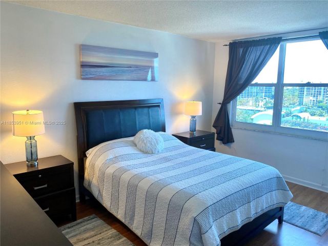 Квартира в аренду номер828 - фото 7441123