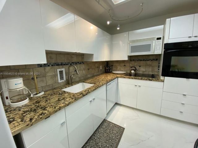 Квартира в аренду номер10F - фото 6936473