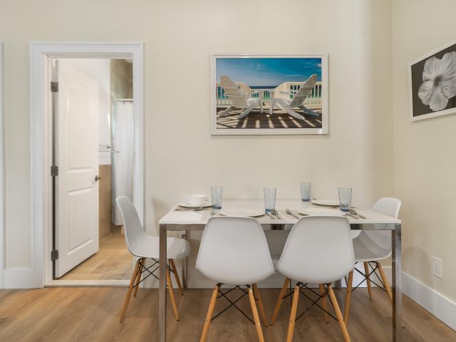 Дом в аренду по адресу 602 NW 1st Street - фото 6392056