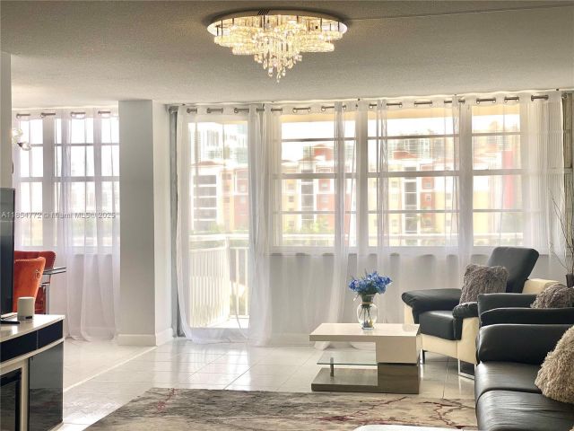 Продажа квартиры #615 - фото 7491093